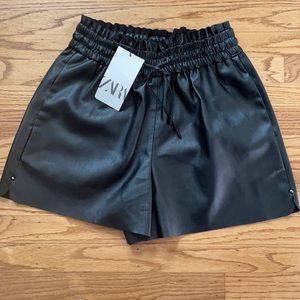 COPY - High waisted faux leather shorts